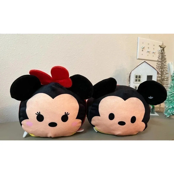 NWOT Set of 2 Disney Tsum Tsum Mickey/Minnie Mouse plush - Picture 3 of 6
